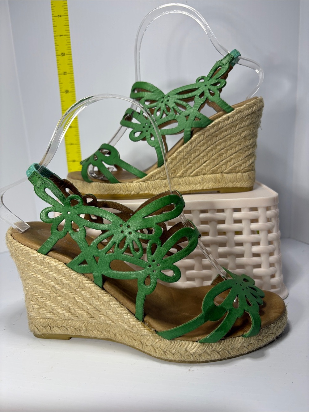 Eric Michael Green Floral Cutout Espadrille‎ Wedge Sandals. Box 28
